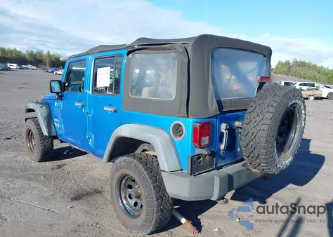 2010 Jeep Wrangler Unlimited Sport from USA, damaged, VIN 1J4BA3H17AL226227